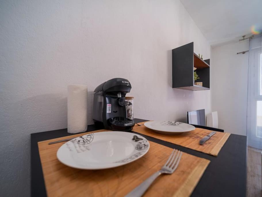 Appartement Tout Equipe A 5 Min De La Gare St Charles マルセイユ エクステリア 写真